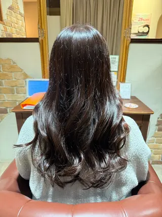 ロング 安中 莉椰のヘアスタイル
