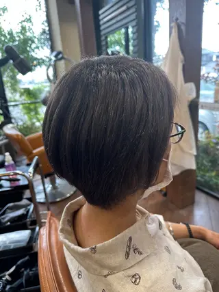 ショート カラー 新田 甲のヘアスタイル