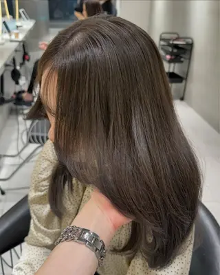 カラー ユナ hearts.店長のヘアスタイル