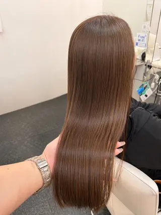 ロング カラー 髪質改善カラー| Yukino🫧のヘアスタイル