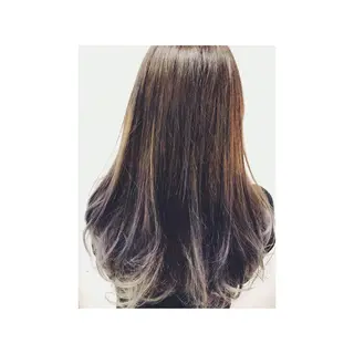 カラー やまもと すぐるのヘアスタイル