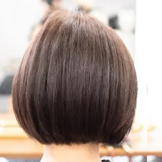 ミディアム 白髪ぼかしハイライト 【亀有】山本のヘアスタイル