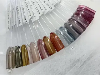 ネイル 2アイ&ネイルサロン リスブラン銀座新富町のマツエク・マツパデザイン
