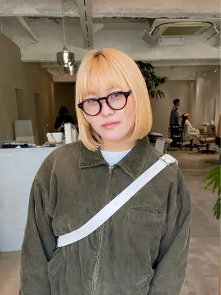 ミディアム 中村 玲音のヘアスタイル