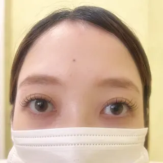 マツエク・マツパ 福本 聖海のヘアスタイル