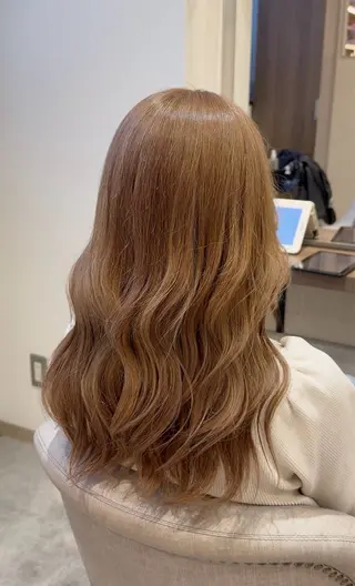 セミロング MAKOTO/縮毛 矯正/梅田/茶屋町のヘアスタイル