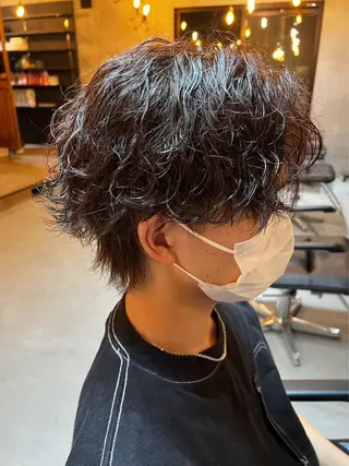 ミディアム パーマ メンズ ツイスパ特化 石川 歳也のヘアスタイル
