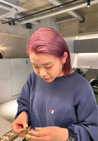ミディアム カラー 宮川 日菜子のヘアスタイル