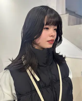 セミロング 韓国ヘアメンズ・レデ ィース特化ミクのヘアスタイル