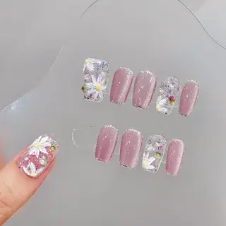 ネイル Yui 🧀のネイルデザイン