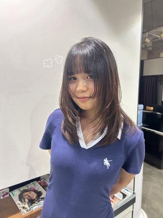 セミロング NanaKo 表参道 レイヤー/ハッシュのヘアスタイル