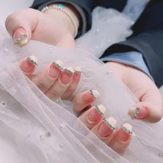 ネイル Tinaネイル 難波のネイルデザイン