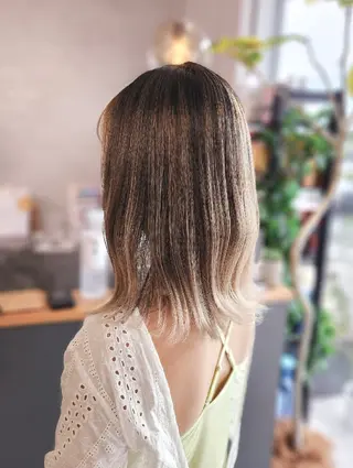 ミディアム カラー 金田 拓也のヘアスタイル
