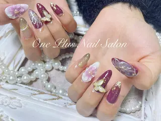 ネイル One Plus Nail Salonのネイルデザイン