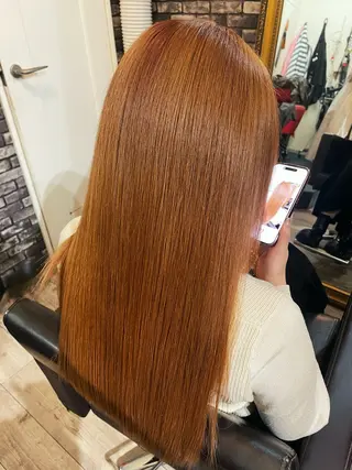 セミロング カラー 東心斎橋☆豆柴 🐾倶楽部のヘアスタイル