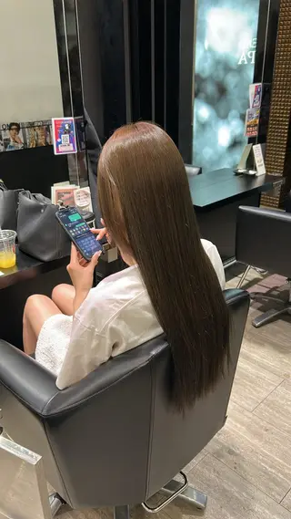 ロング カラー ishizuka toaのヘアスタイル
