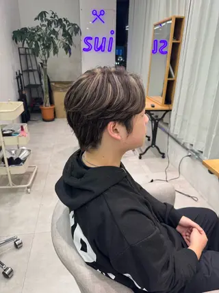 ショート メンズ 岡島 実里のヘアスタイル
