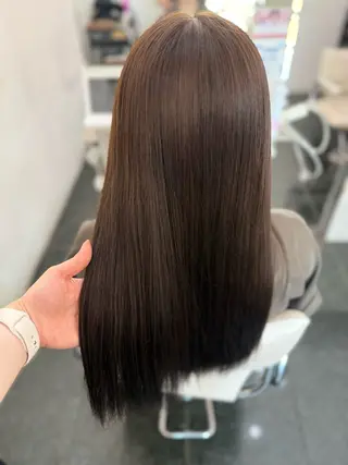 カラー 透明感カラー💎 岩崎美優のヘアスタイル