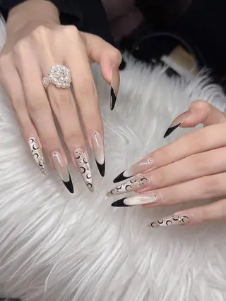 ネイル Lee  Nails リーリンのネイルデザイン