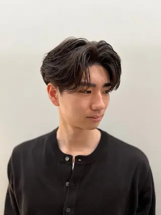 ミディアム パーマ メンズ 💈ニュアンスパーマ センターパート💈のヘアスタイル