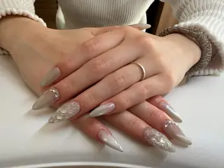ネイル IZUMI YUKIのネイルデザイン