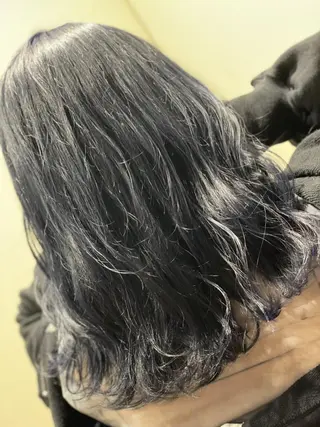 セミロング カラー ハイトーン得意😍 Lumiereのヘアスタイル