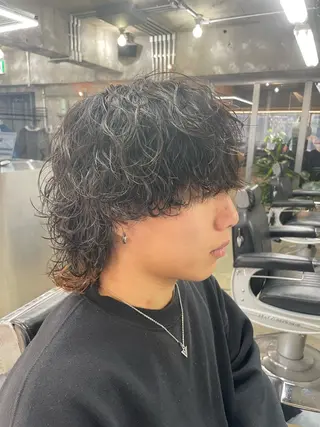 ショート カラー パーマ ヘアアレンジ メンズ 亀井隆汰/メンズ専門 パーマ/フェード可のヘアスタイル