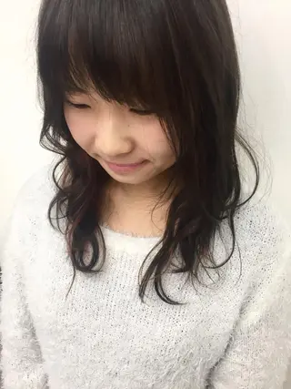 セミロング カラー 岩崎 裕司のヘアスタイル