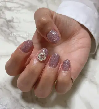 ミディアム ネイル 爪を傷ませない♡ 爪の土台を第一に✨のネイルデザイン