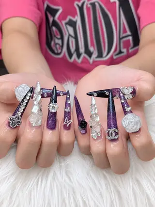 ネイル AUREA Nail 心斎橋店のネイルデザイン