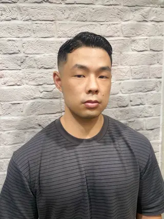 ショート メンズ 新崎 彩翔のヘアスタイル