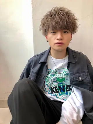 カラー メンズ エフェクトブリーチ 🌟前澤啓太朗のヘアスタイル