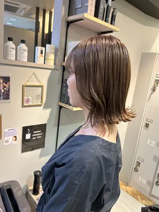 ショート カラー 浦野 剛志のヘアスタイル