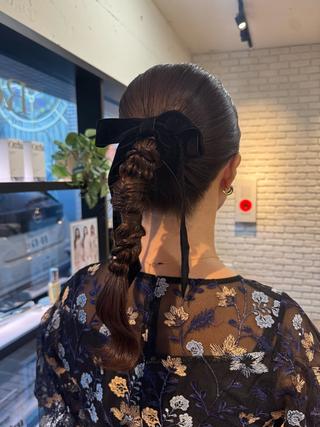 セミロング ヘアアレンジ red neo あいりのヘアスタイル