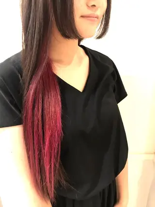 カラー 《インナーカラー》 YAMADAのヘアスタイル
