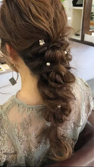 ロング ヘアアレンジ 伴 香織のヘアスタイル