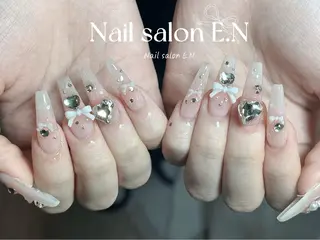 ネイル E.N🦋 長さ出し/持ち込みのネイルデザイン