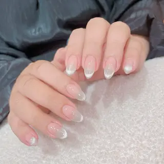 カラー akina nailsのネイルデザイン