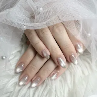 ネイル LAVISH momoneのネイルデザイン