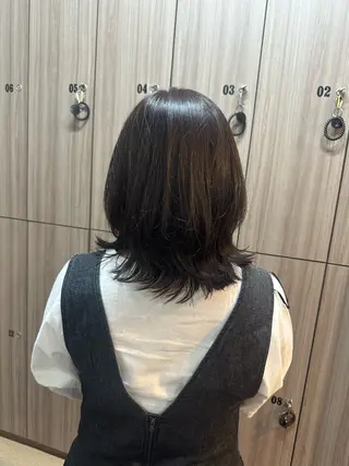 ミディアム 保井 実奈美のヘアスタイル