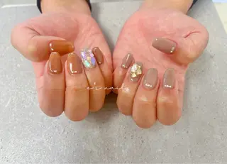ネイル e’s nail Lumièreのネイルデザイン