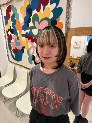カラー 山口 ゆいのヘアスタイル