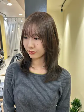 セミロング カラー hubhair レイヤー/透明感のヘアスタイル