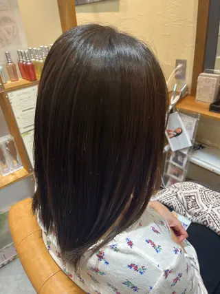 ミディアム 名嘉真 美晴のヘアスタイル