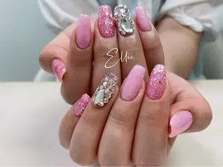 ネイル 閨匠ビューティサロン 新橋店♡Ellieのネイルデザイン