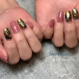 セミロング ネイル・ハーブ Amua.新宿御苑のエステ・リラクイメージ