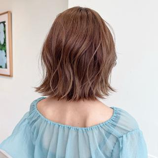 ミディアム カラー ボブ/レイヤー/栄 🌟梅田盛一のヘアスタイル