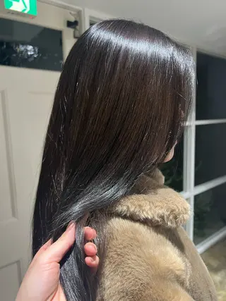 カラー カットモデル 花穂のヘアスタイル