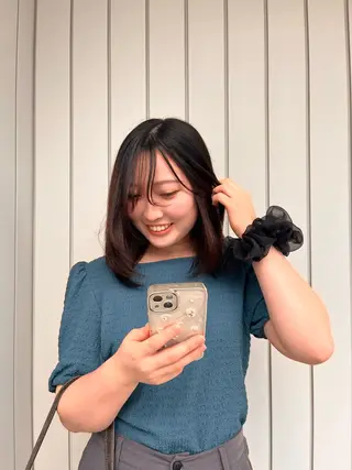 セミロング 吉水 果穂のヘアスタイル