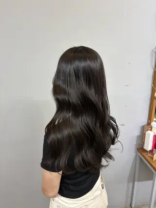 ロング カラー 坂 美来乃のヘアスタイル
